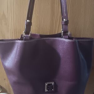 Dooney & Bourke Purple Tote Bag with Structured Design